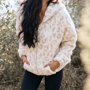 Ivory Ella Snow Leopard Sherpa Jacket- S